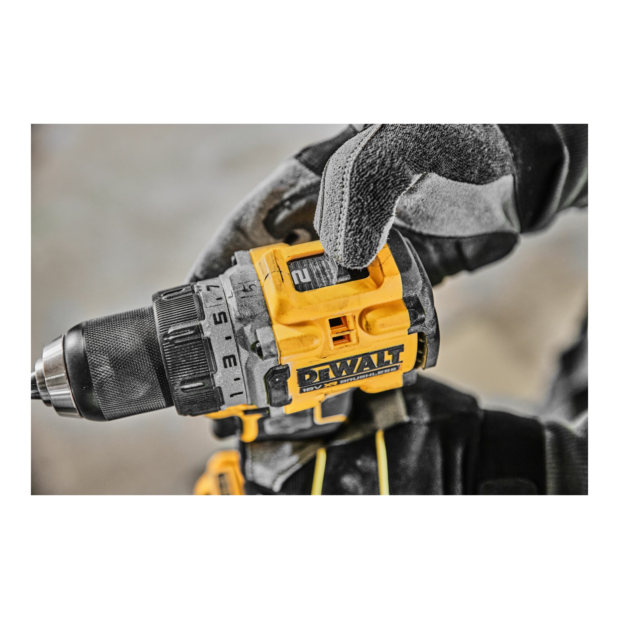 DEWALT Akku-Bohrschrauber 18V inkl. 2 x 18 V / 5 Ah Powerstack - Akkus