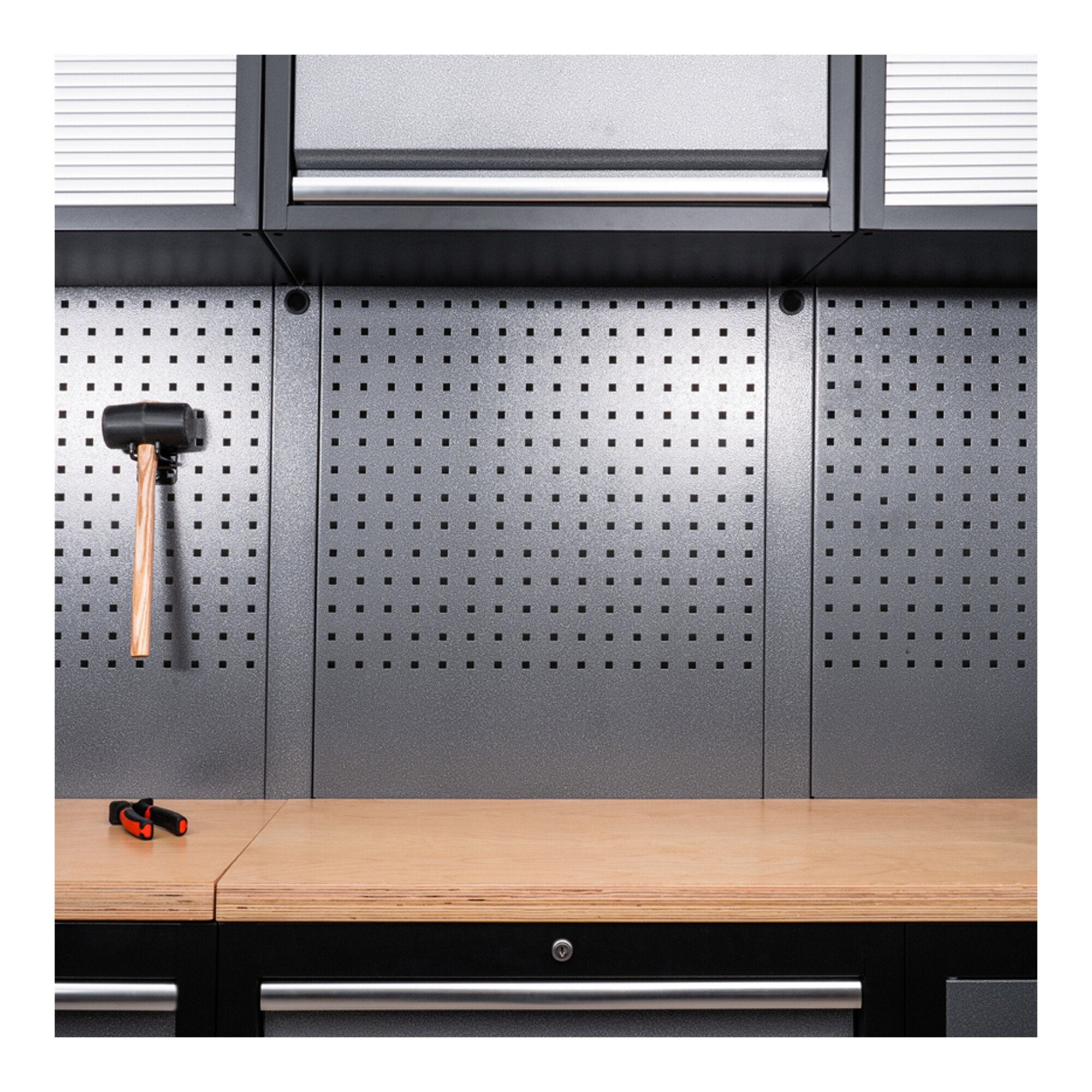 STIER Werkstatteinrichtung Basic 3-teilig mit Lochwand und Multiplex-Arbeitsplatte BxTxH 2275x460x2000mm