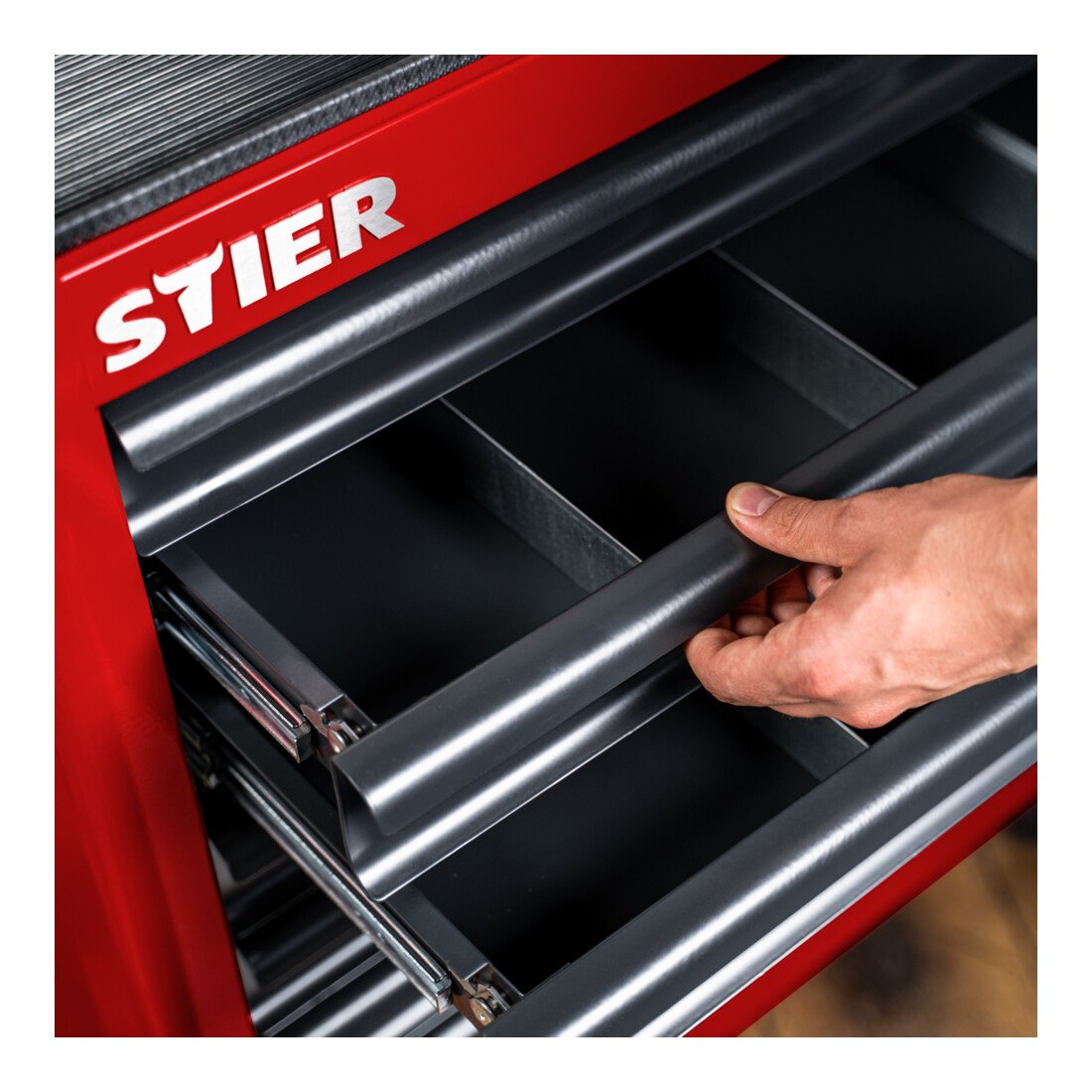 STIER Workshop Trolley Red