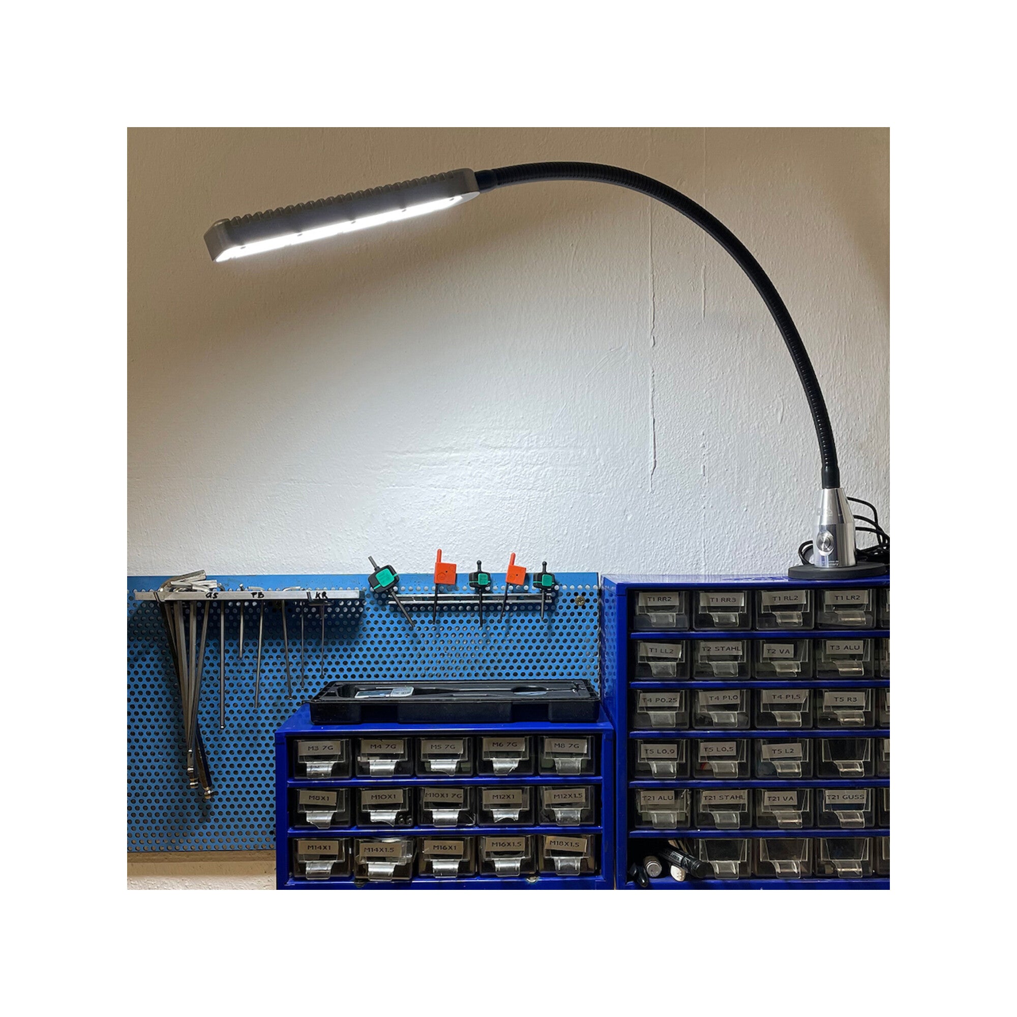 Arbeits-/Maschinenleuchte Fluter 10 W 950 lm IP65 BAUER BÖCKER