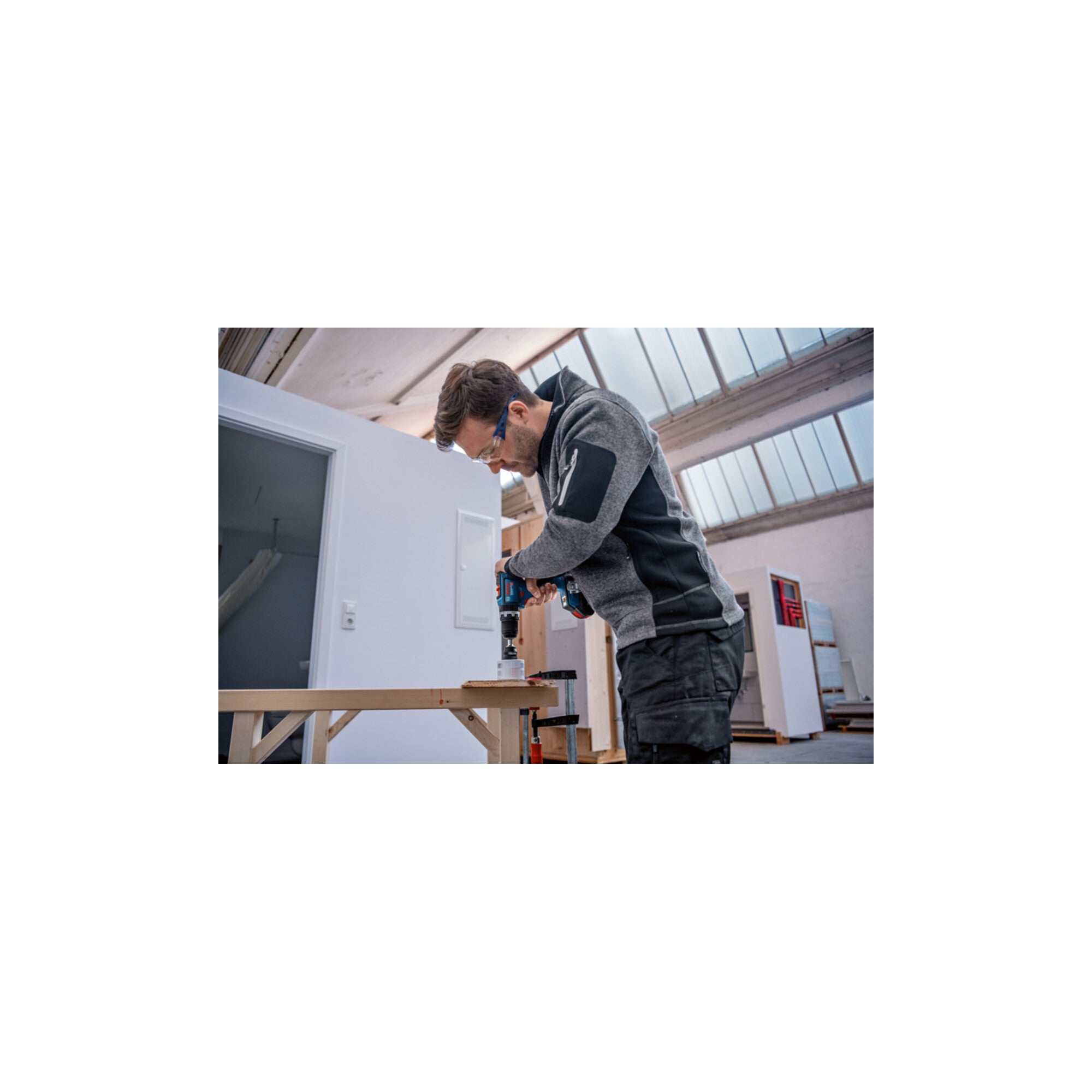 Bosch Akku-Schlagbohrschrauber GSB 18V-90 C mit L-BOXX