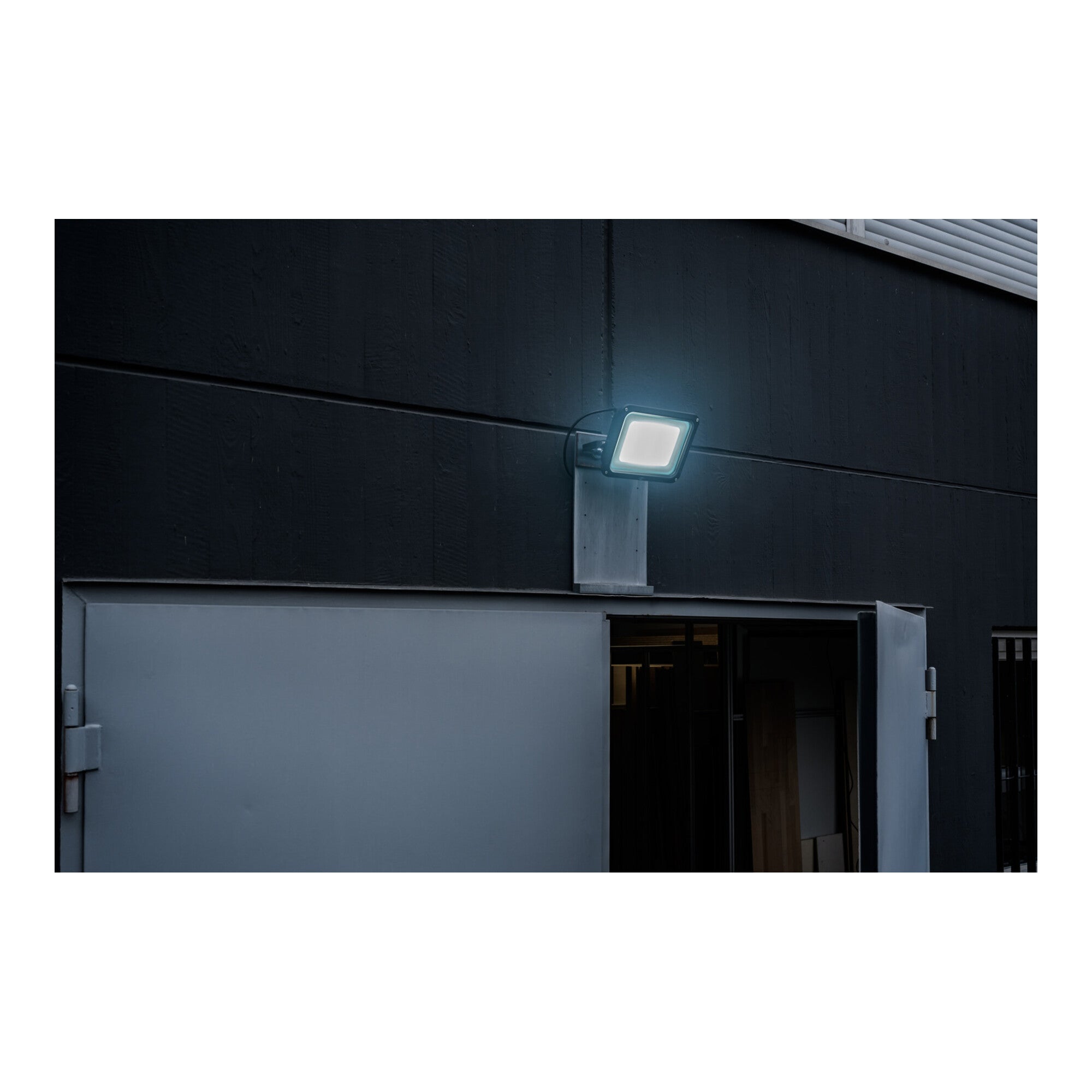 Brennenstuhl LED Strahler JARO 7060 / LED-Leuchte 50W für außen