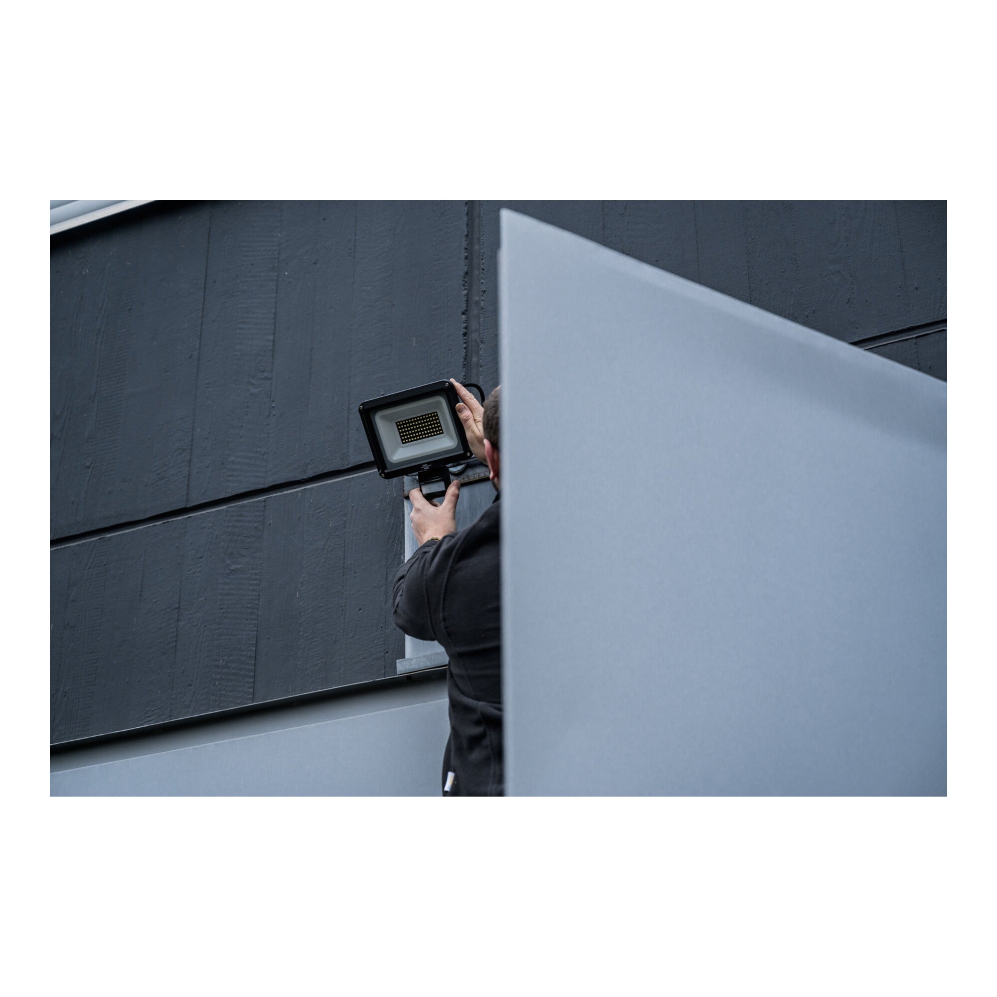 Brennenstuhl LED Strahler JARO 7060 P (LED Wandstrahler für außen IP65, 50W