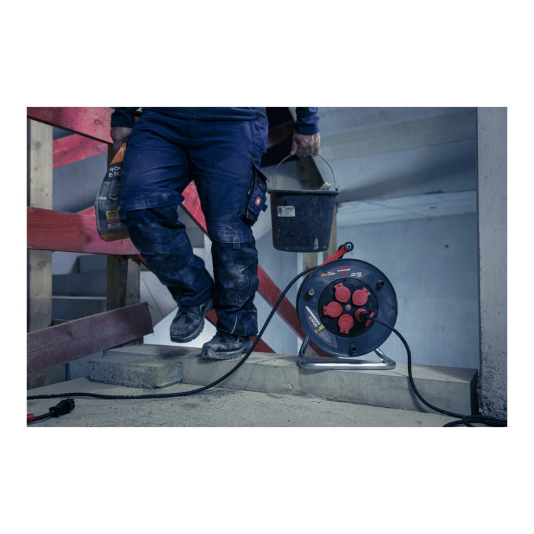 Brennenstuhl Professional Kabeltrommel 320 KU 4200 IP44, 40m H07RN-F 3G2,5