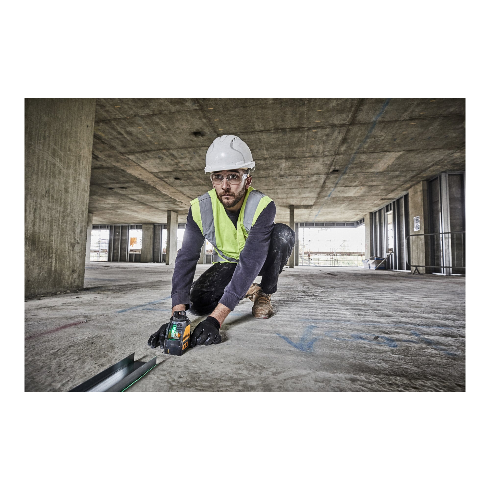 DEWALT Kreuzlinien-Laser grün DW088CG-XJ