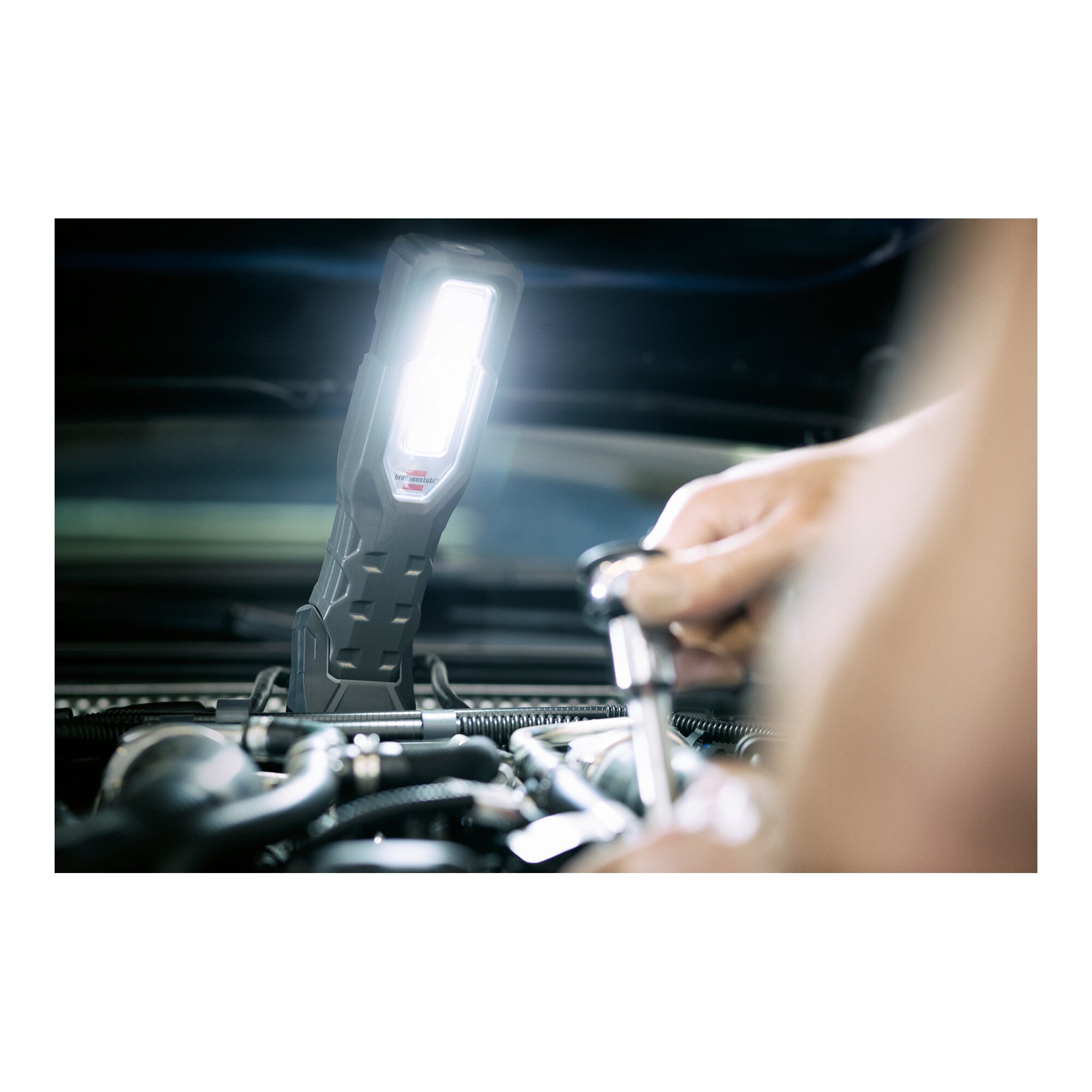 LED Akku-Handleuchte HL 1000 A, IP54, 1000+200lm