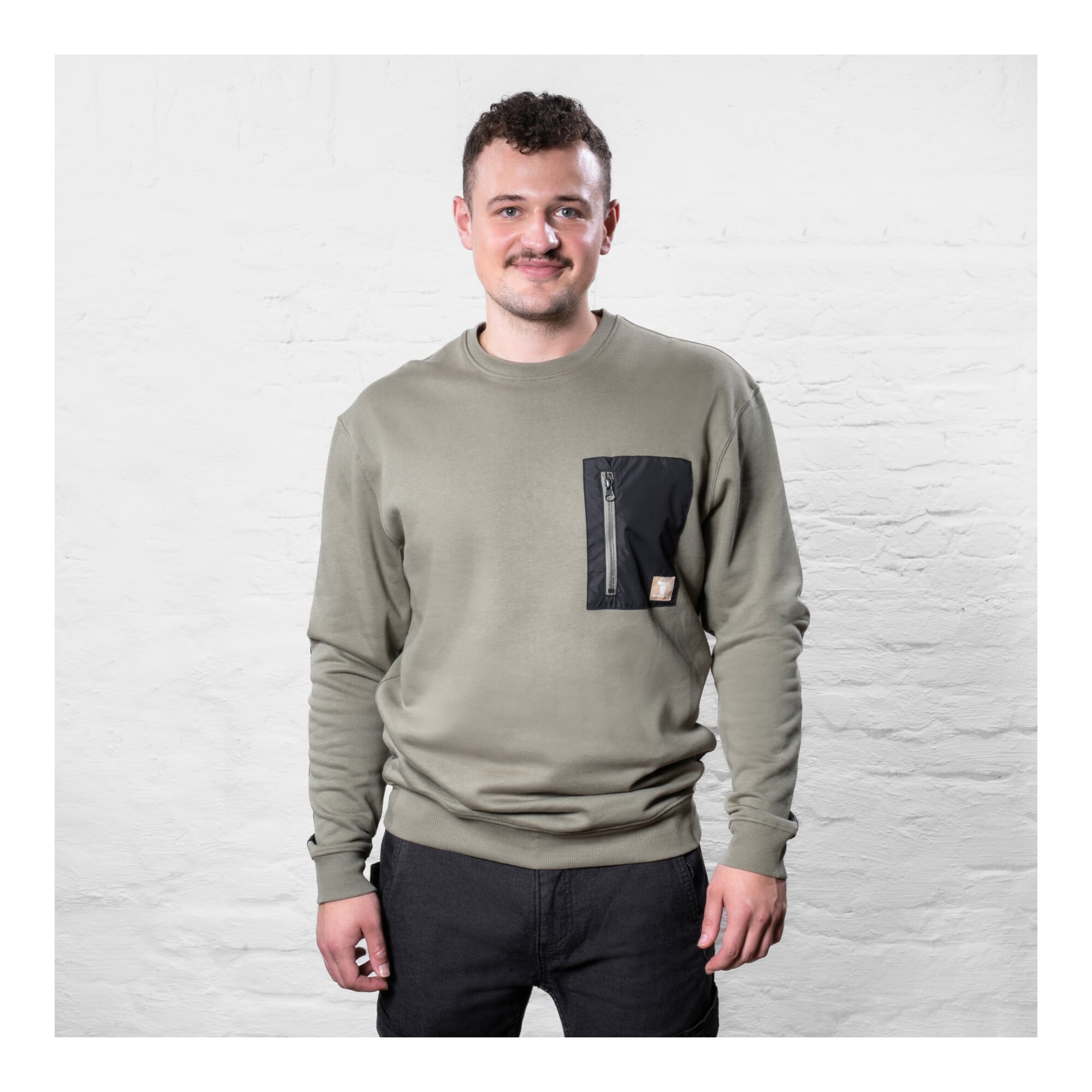 STIER Heavy Crew Sweater duty organic cotton L olive