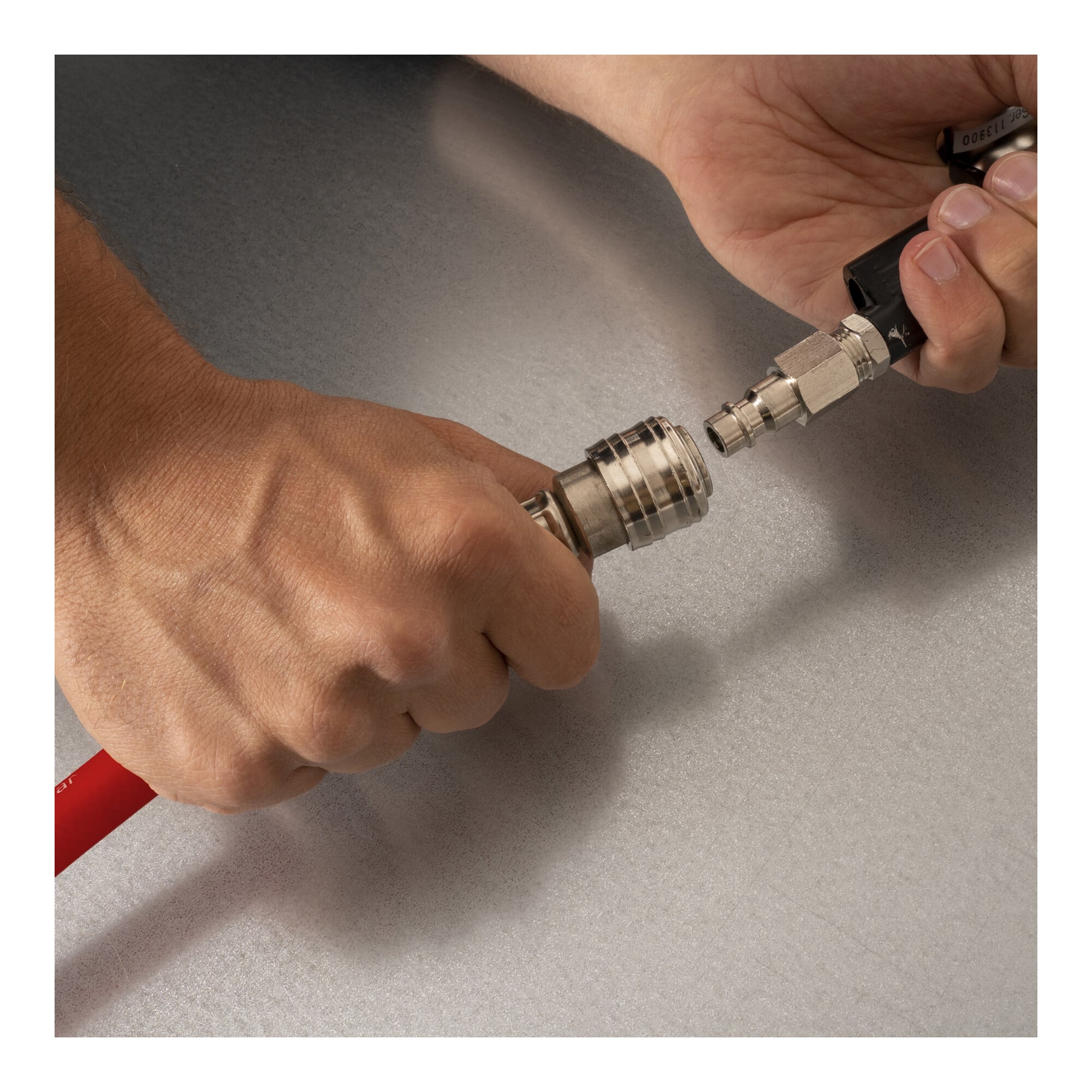 STIER tire pressure gauge Measuring range: 0 to 11 bar Hose length 350 mm