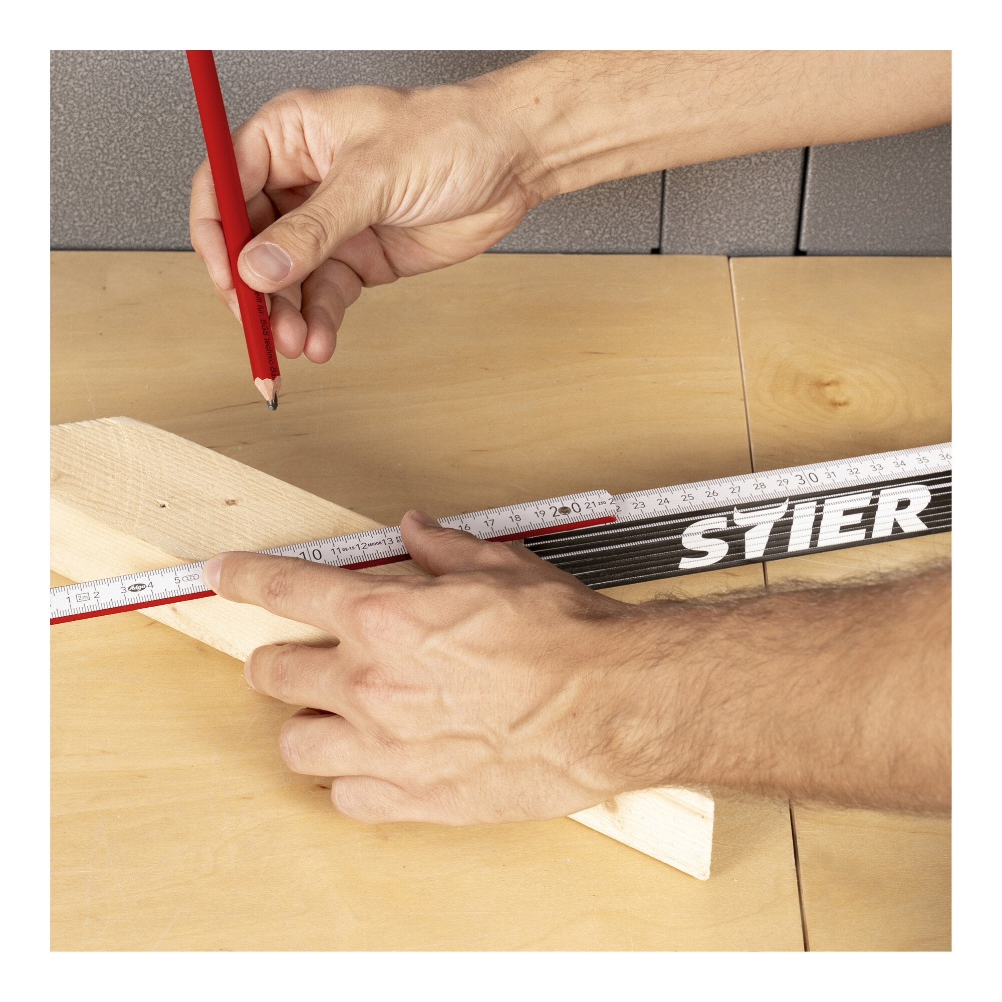 STIER Zollstock 2 m Länge aus Buchenholz 10 Glieder 90° und 180° Raster